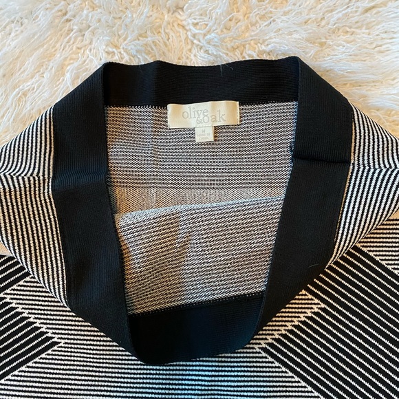 Olive & Oak black and white geo pattern mini skirt - Picture 4 of 7